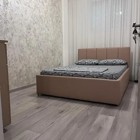 Modern & Elegant Apartment *