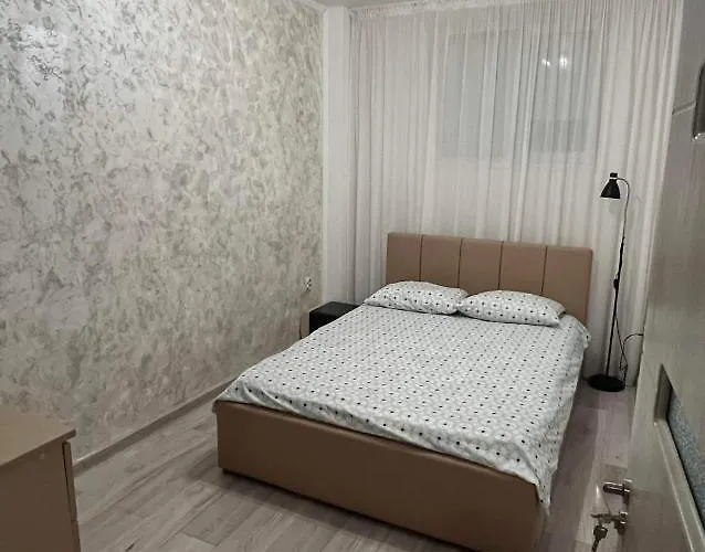 Modern & Elegant Apartamento Craiova